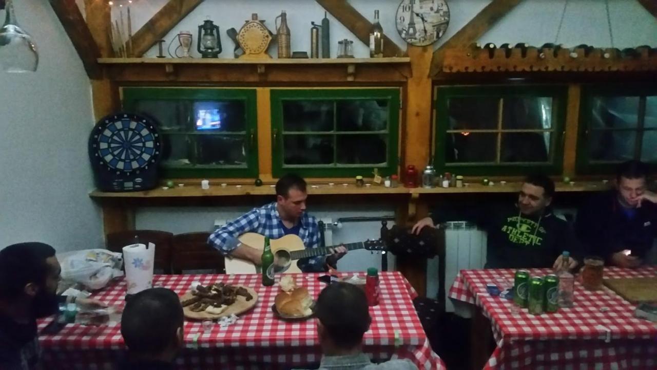شقة Kuca Za Odmor "Djurovic" كوباونيك المظهر الخارجي الصورة